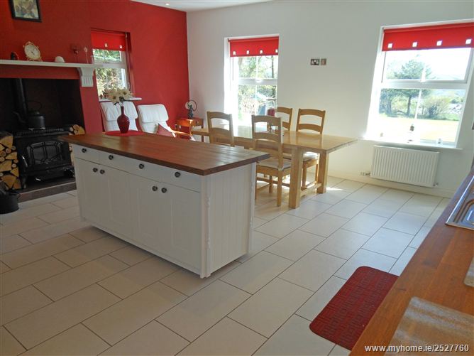 Nead na Spidoige, Augeris, Ballingeary, Macroom, Cork Killian Lynch